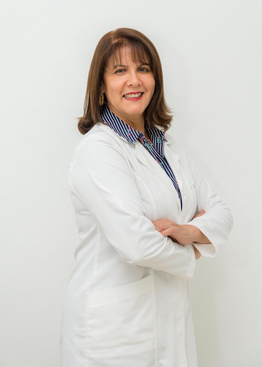 Dra. Elupina De León