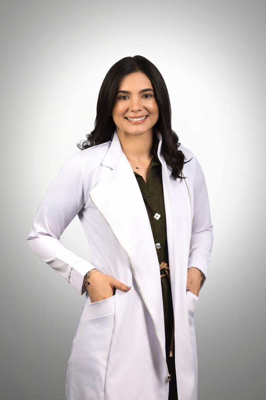 Dra. Katherine Santos