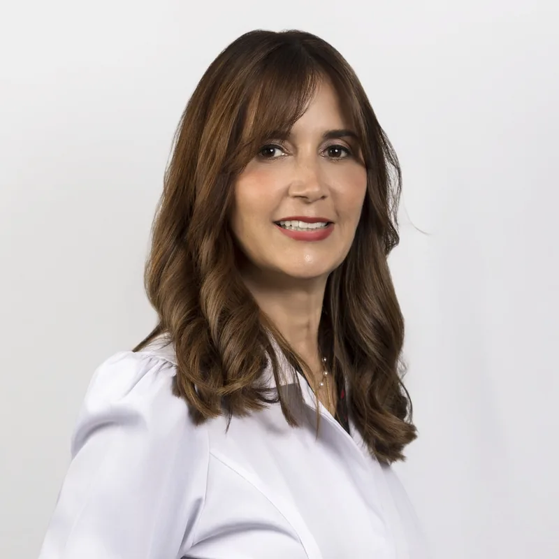 Dra. Rachel Alburquerque